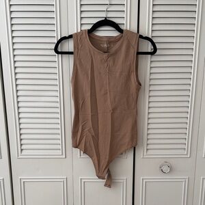 Abercrombie & Fitch Women's Tan Sleeveless Bodysuit